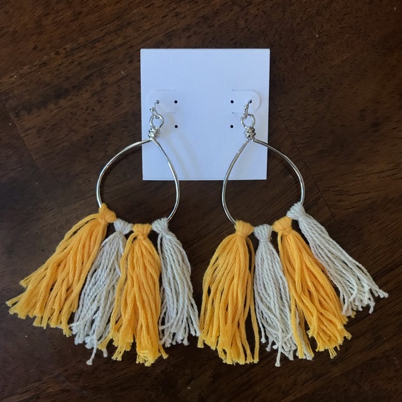 ✨Dangly earrings✨ - Picture 3 of 3